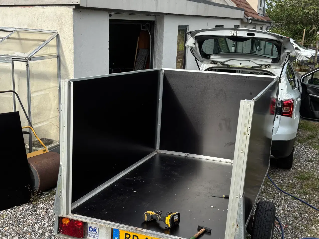 Billede 9 - Lukket trailer 750 Kg