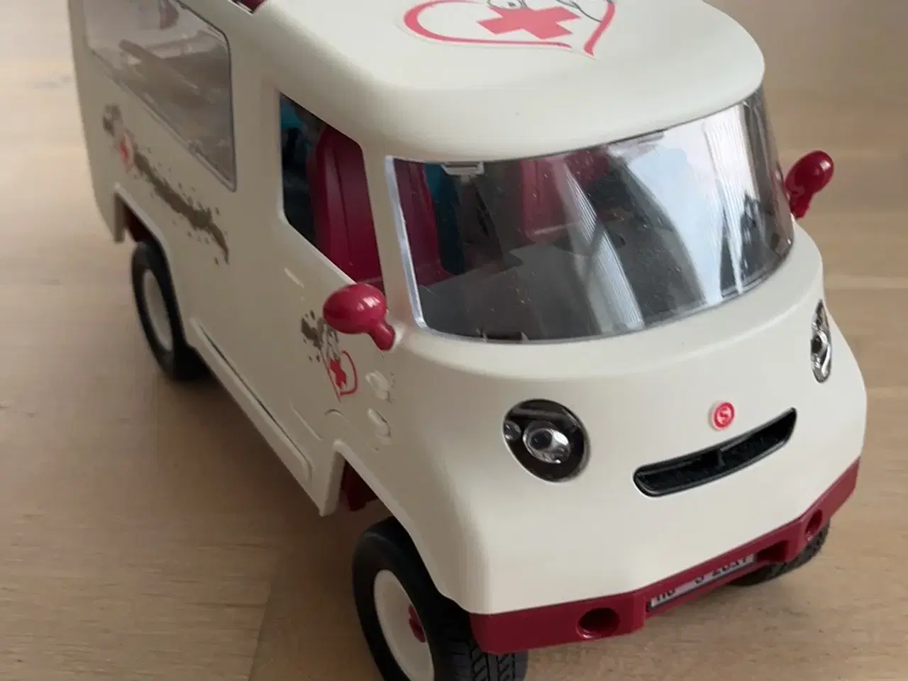 Billede 1 - Schleich dyrlægebil