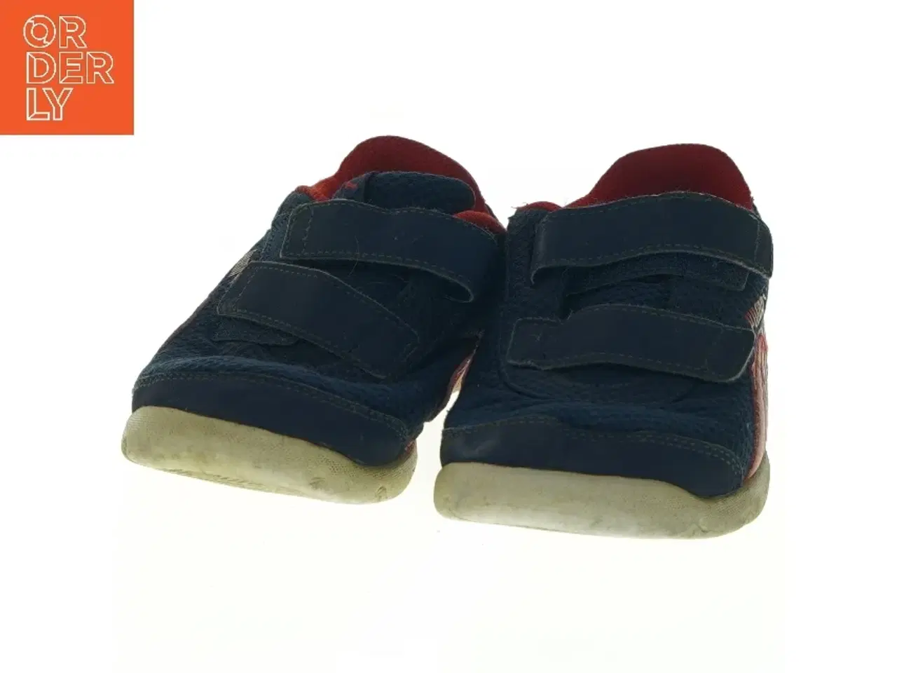 Billede 4 - Brugte børnesneakers med velcrolukning fra Puma (str. 33 )