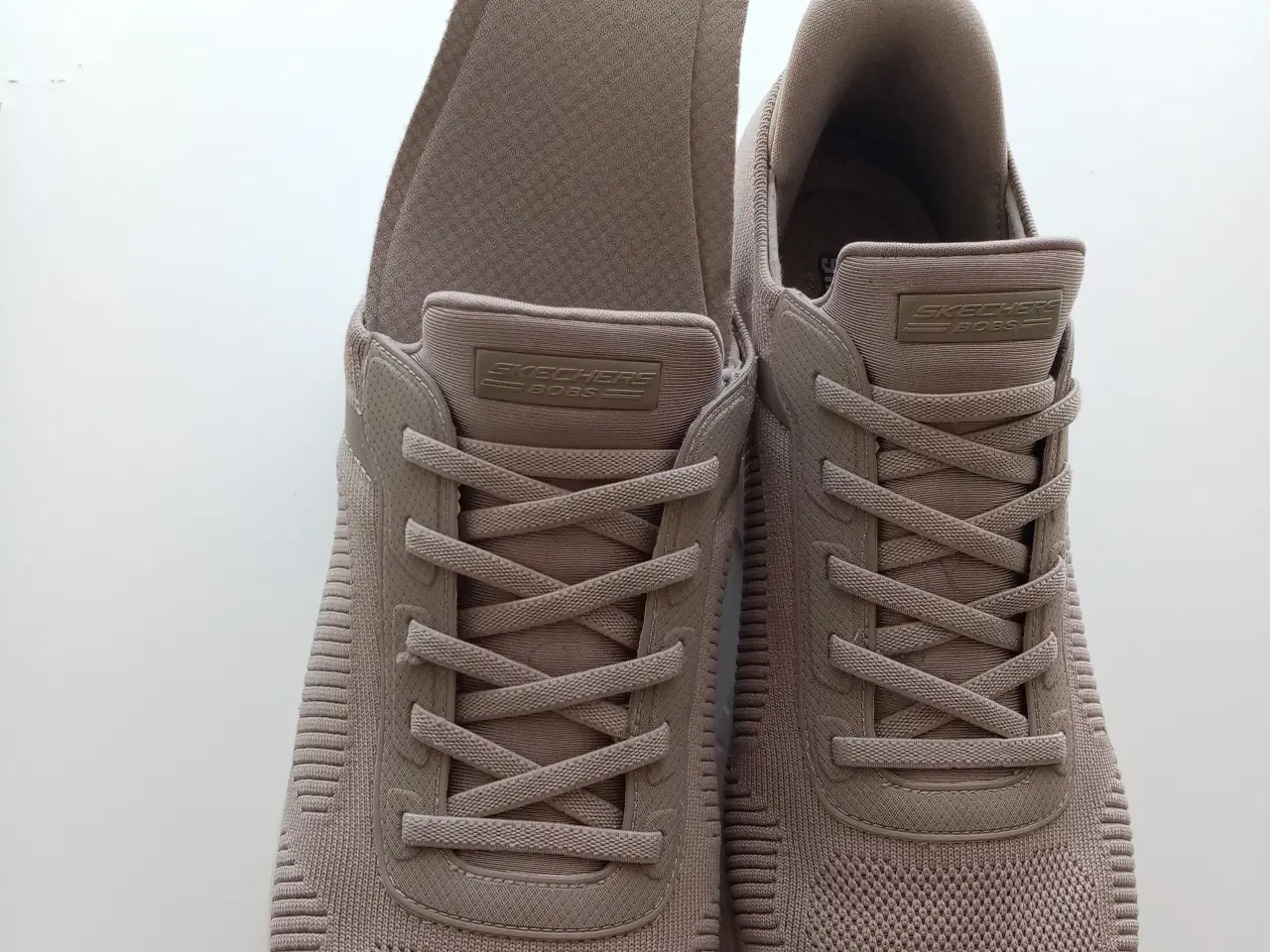 Billede 1 - Helt nye Skechers slip - ins sko nr. 42