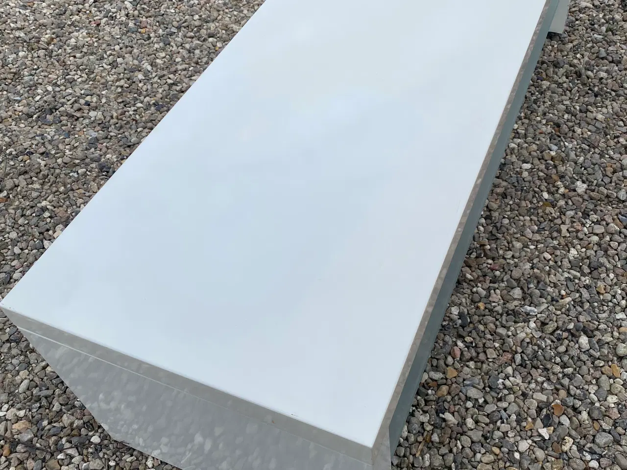 Billede 3 - TV bord med glashylde 