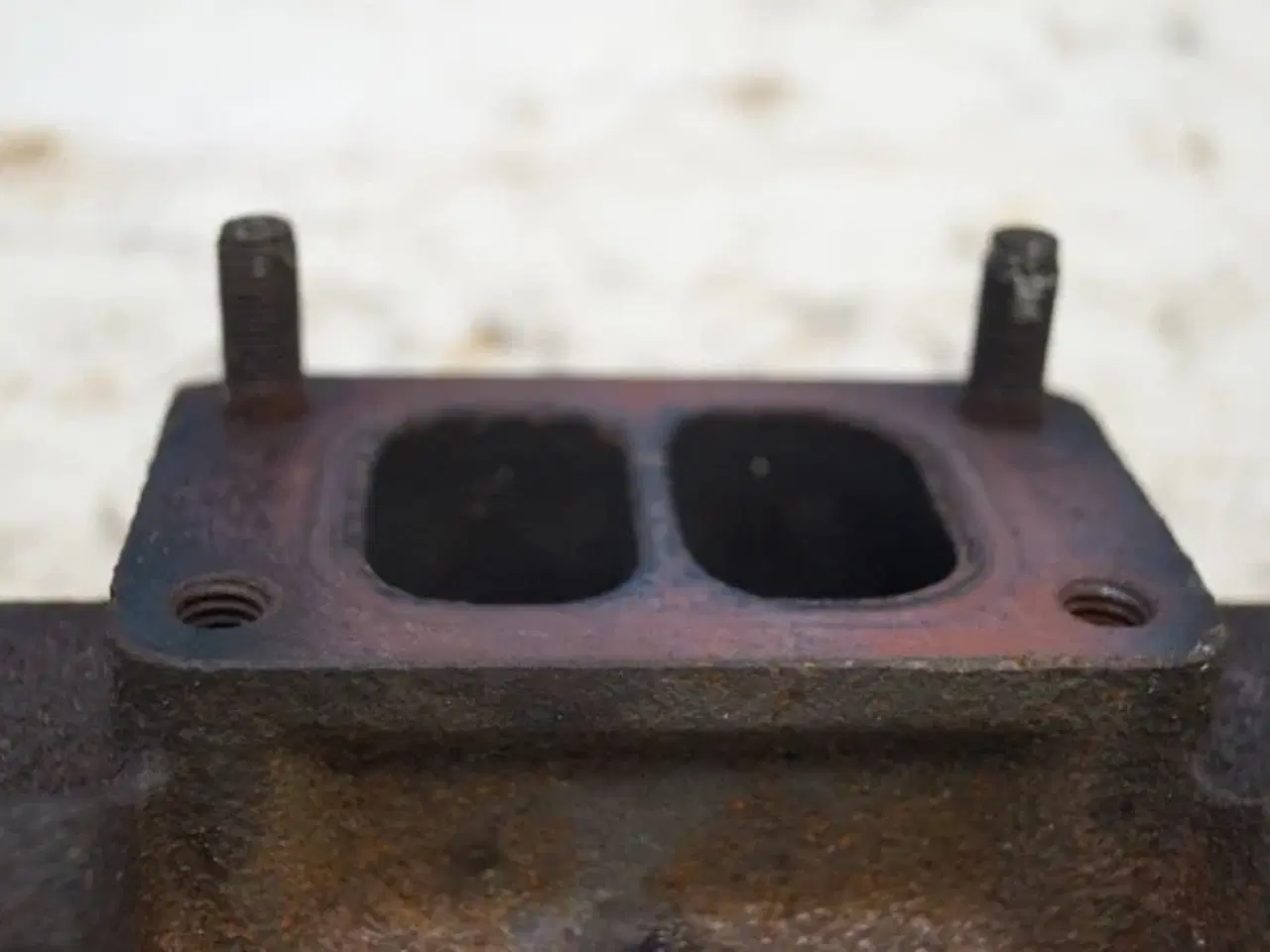 Billede 12 - Ford 675TA Udstødningsmanifold 82850578