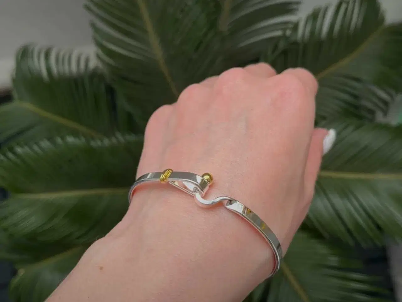 Billede 4 - Umanerlig smuk sølv armbånd