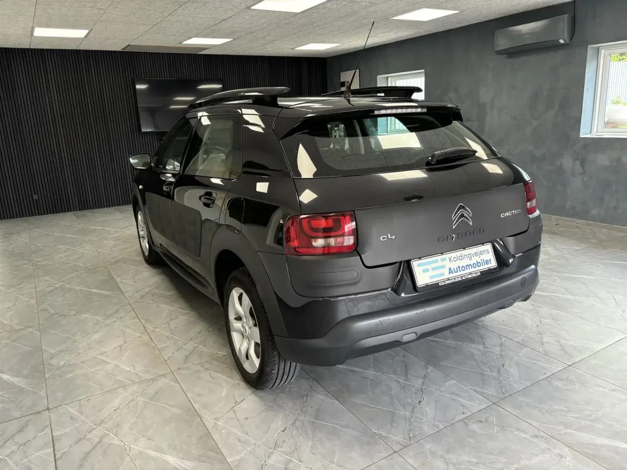 Billede 3 - Citroën C4 Cactus 1,6 Blue HDi Feel start/stop 100HK 5d