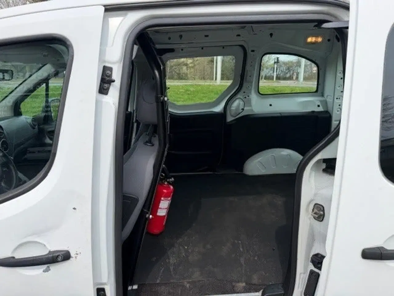 Billede 10 - Peugeot Partner 1,6 e-HDi 90 L1 Van Flexpack