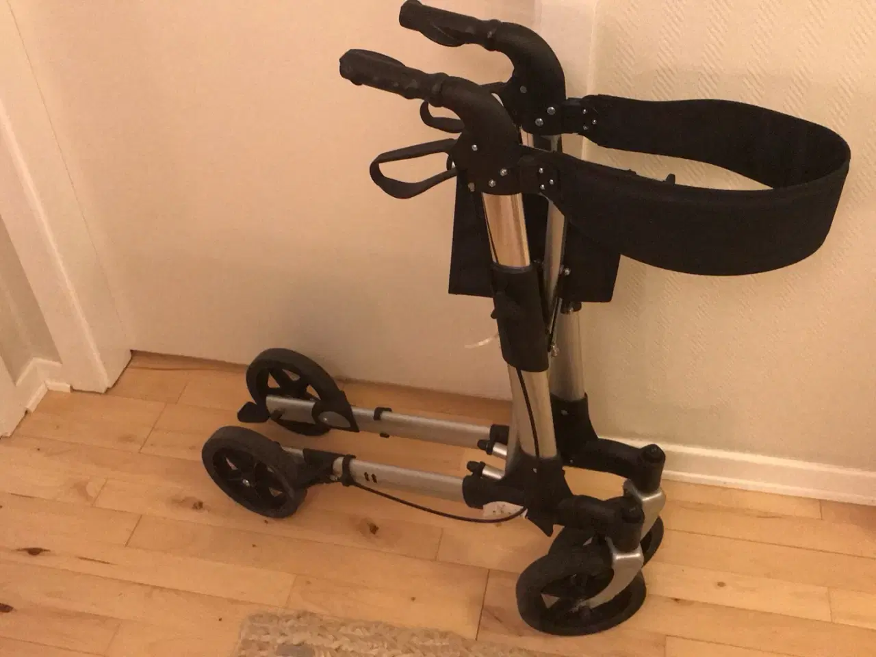 Billede 2 - Rollator