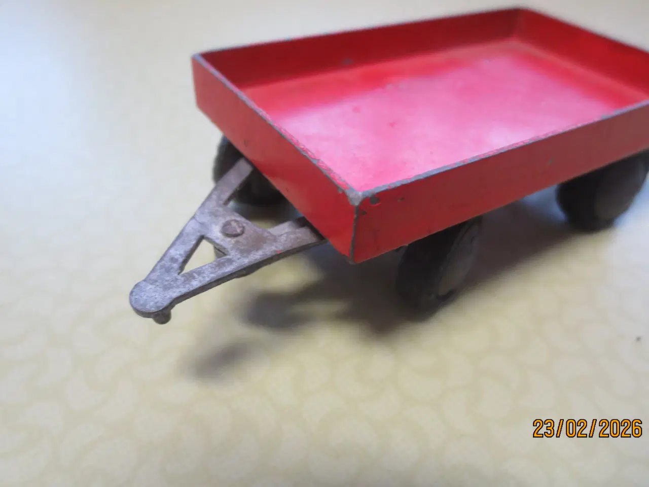 Billede 8 - 2 stk Forskellige Tekno Anhængere