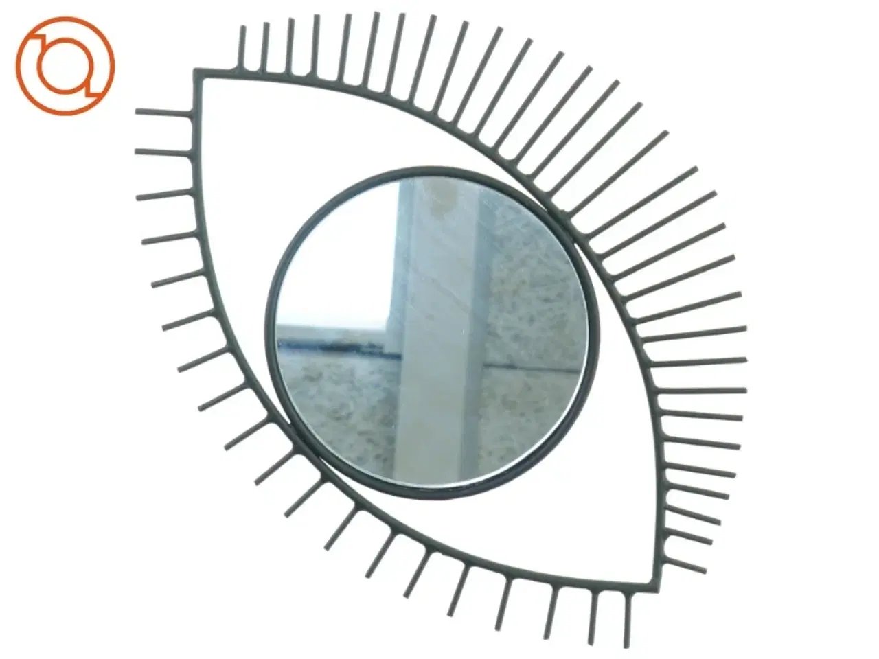 Billede 1 - Spejl i øje facon fra H&m Home (str. 32 x 25 cm)