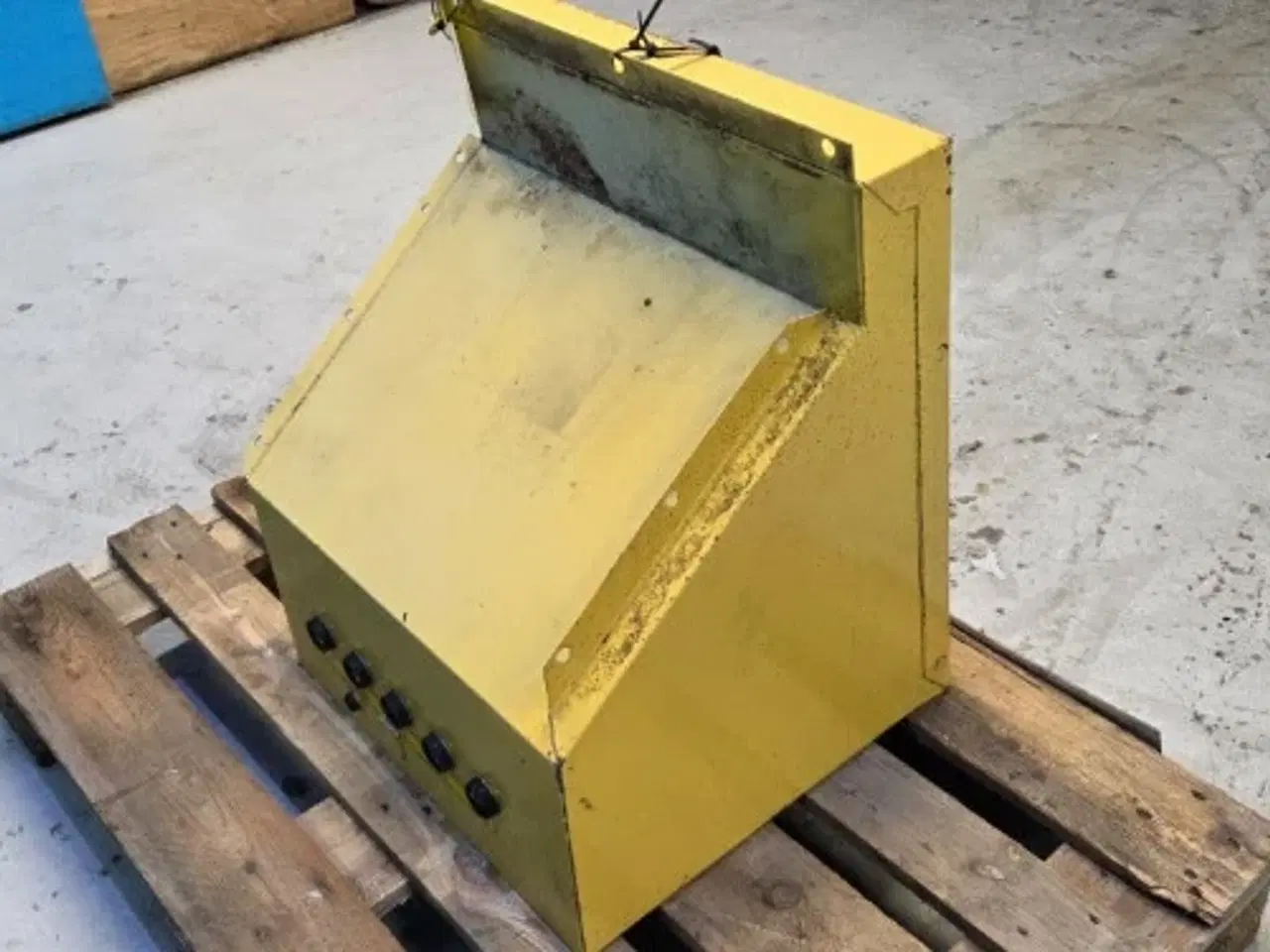 Billede 16 - New Holland TX68 Kassepanel 84001523