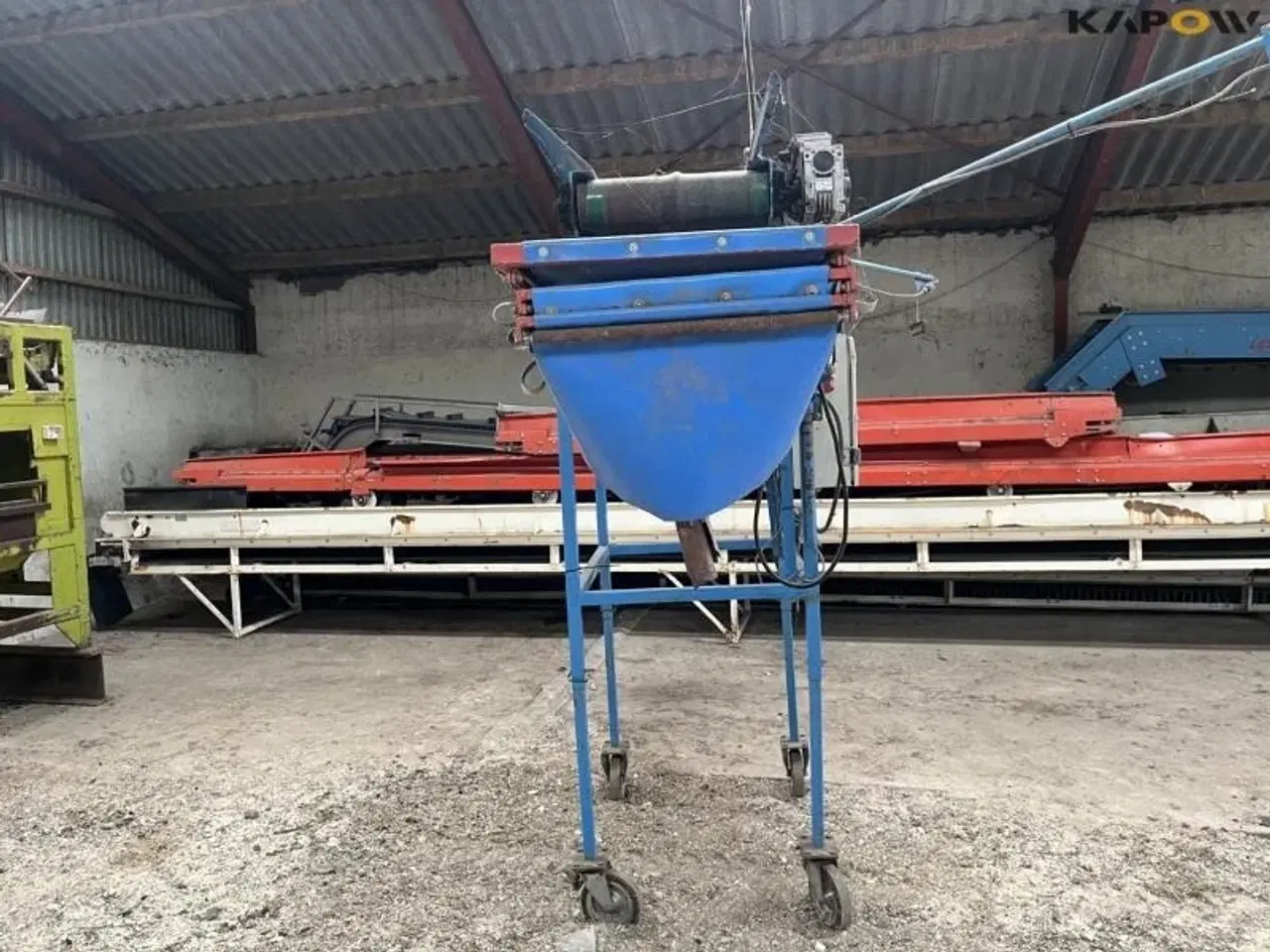 Billede 6 - - - - Kasse fylder