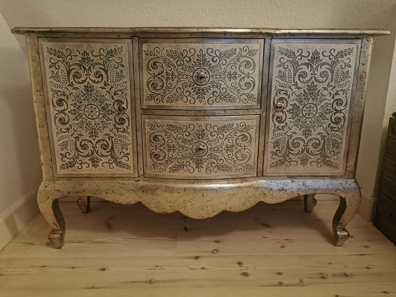 Billede 1 - Sølvkommode