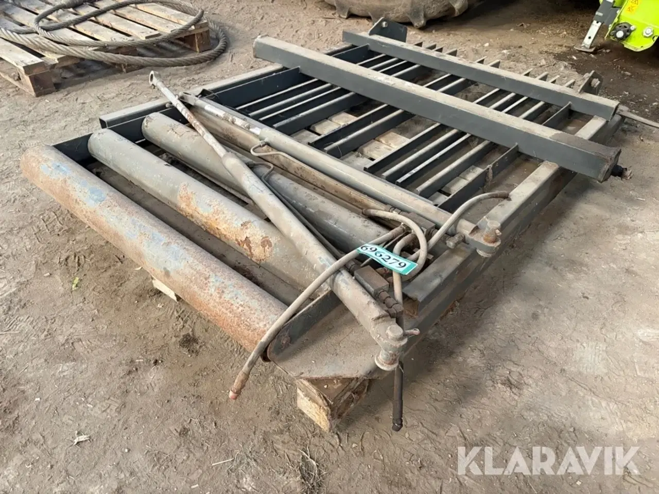 Billede 1 - Indføring modul - passer på en Claas Quadrant presser