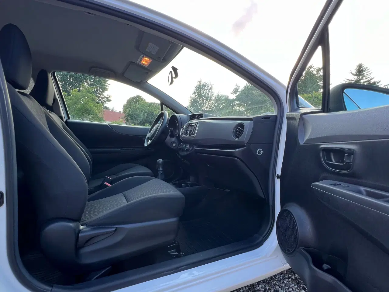 Billede 16 - Sjældent velholdt Toyota Yaris - lavt kilometertal