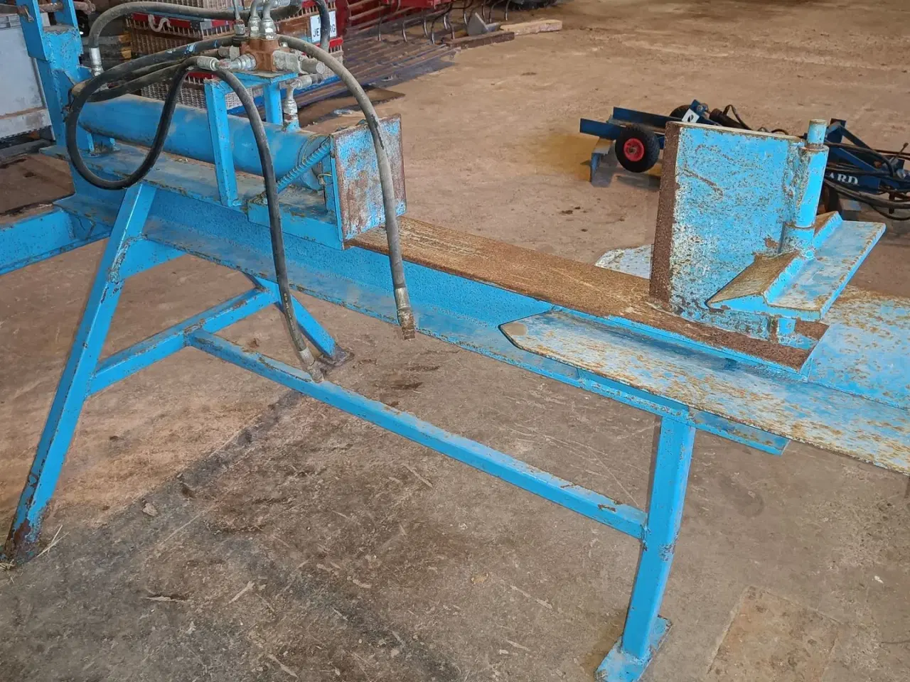 Billede 2 - - - - Brændekløver til traktor