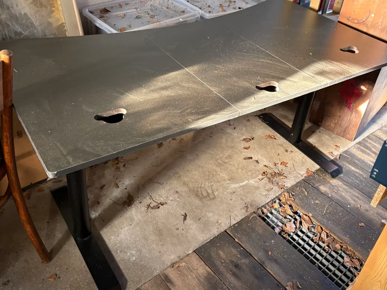 Billede 1 - Skrivebord og Kommode