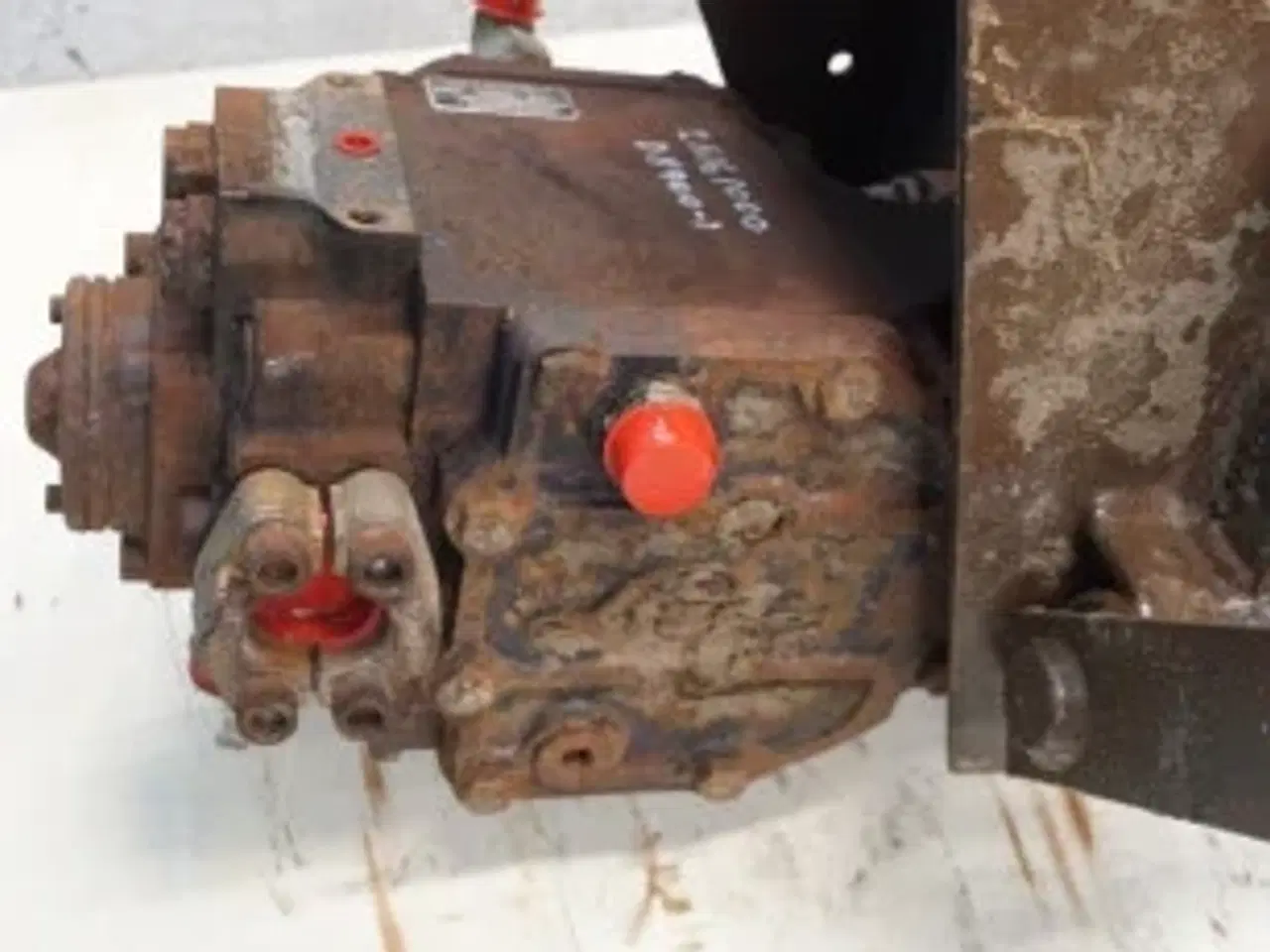 Billede 3 - Dronningborg D8900 Remskive med hydraulikmotor 28780273