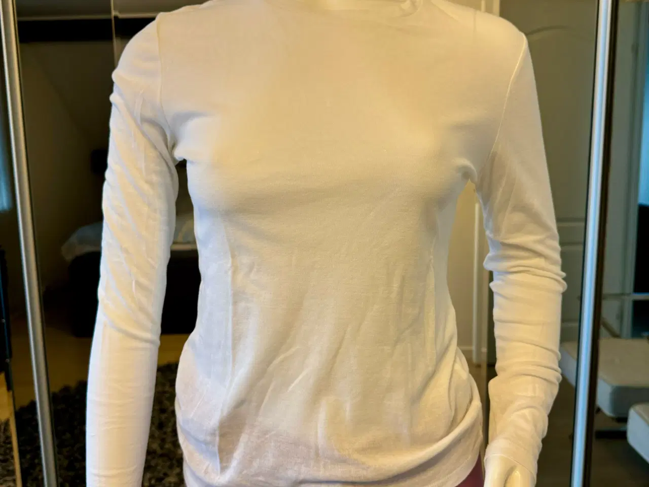 Billede 1 - Hvid bomuld trøje fra Envi str S/M
