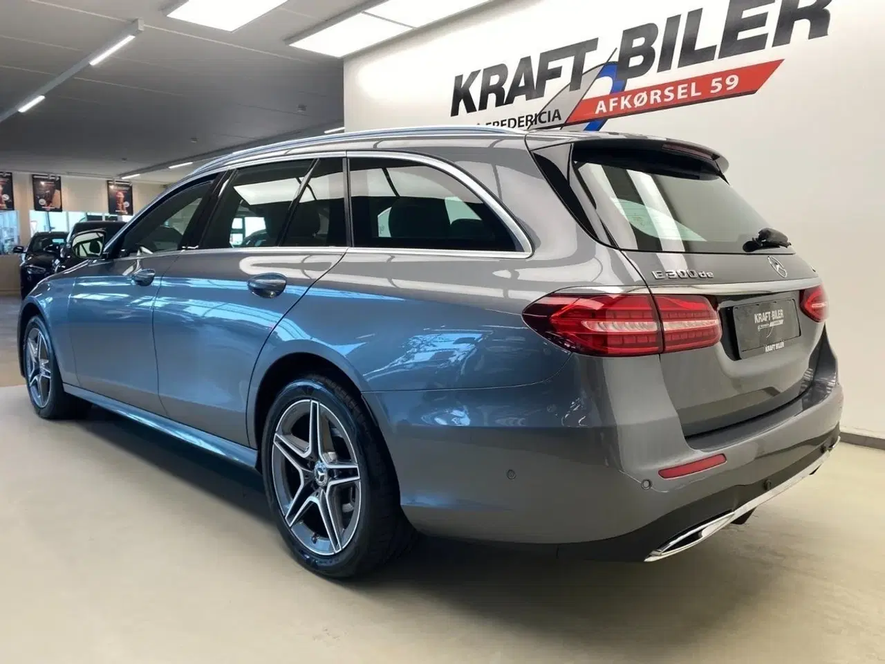 Billede 3 - Mercedes E300 de 2,0 AMG Line stc. aut. 4Matic