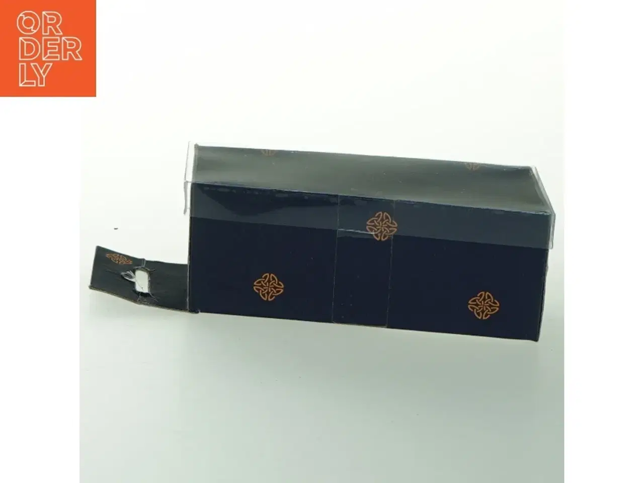 Billede 2 - Dukkehusmøbler fra Vega (str. 12x4,5 cm)