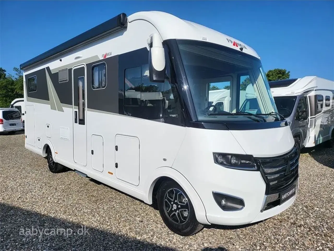 Billede 1 - 0 - Frankia I 740 GD F-Line   Topudstyret Titan 740, 4500 kg, luft bagaksel, 180 HK, Alde Centralvarme