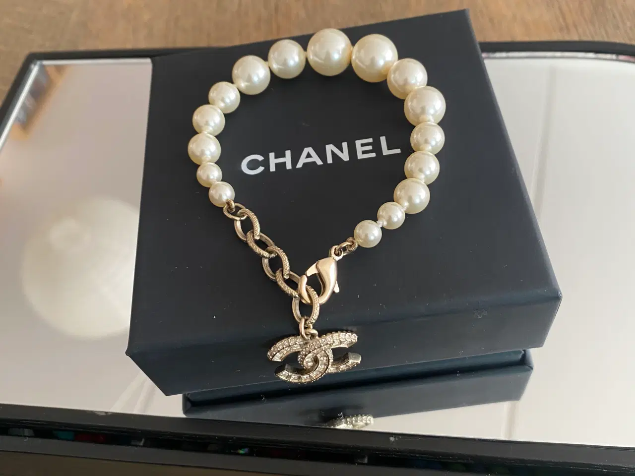 Billede 4 - Smukt Chanel armbånd