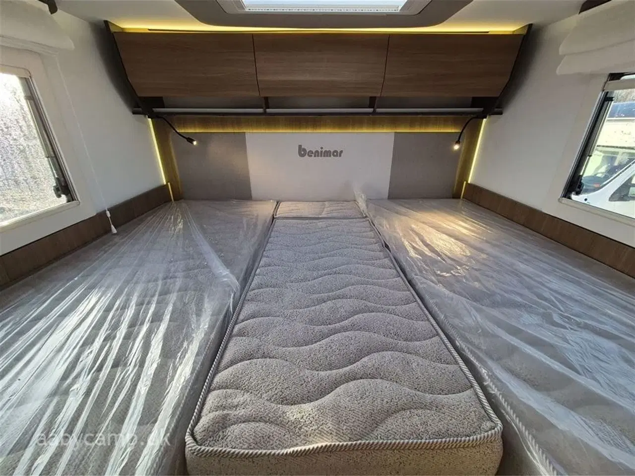 Billede 20 - 2026 - Benimar Amphitryon 967   Top model Fra Benimar med Alde Centralvarme