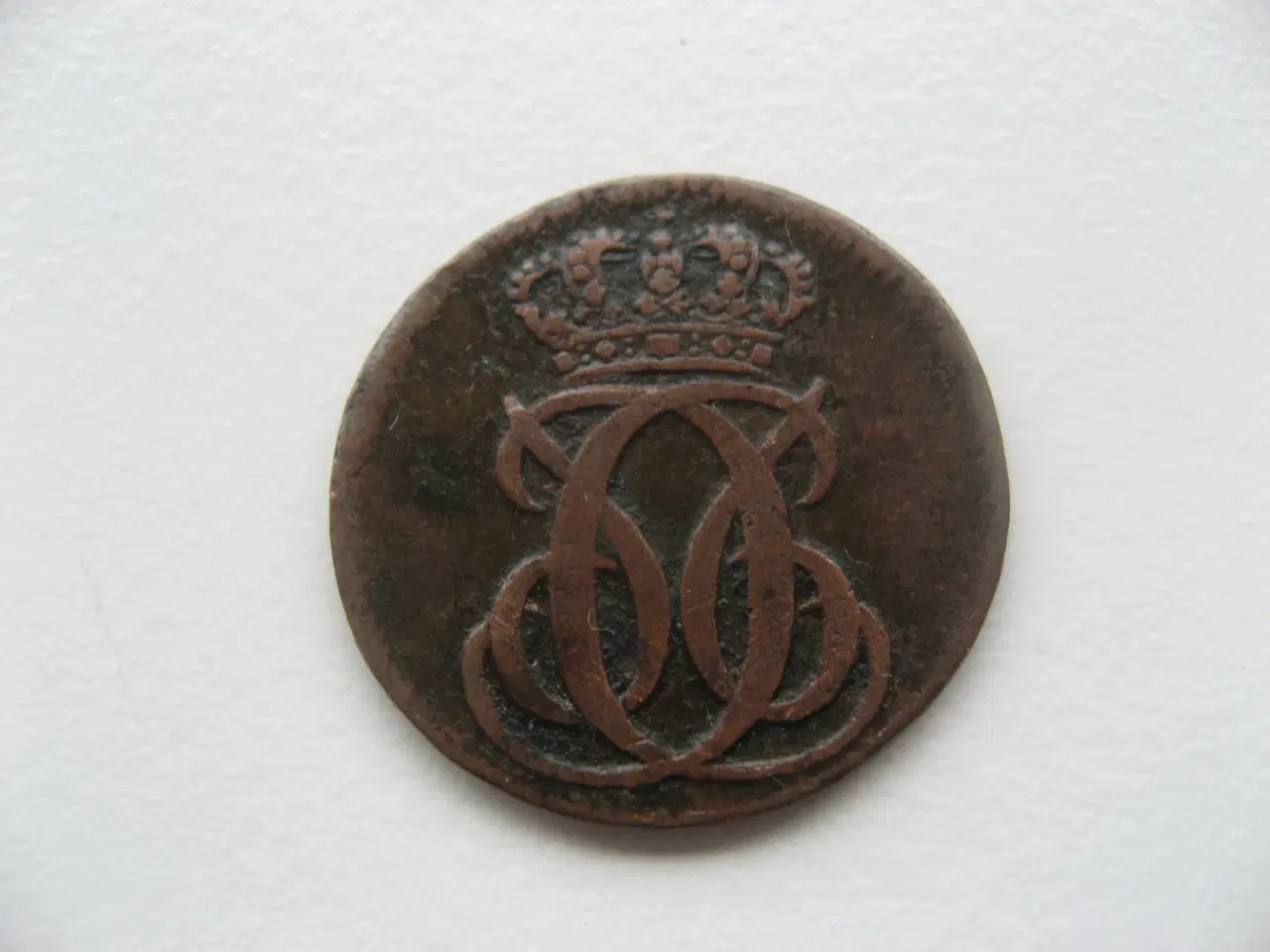 Billede 2 - Flot 1/2 Skilling 1745. Chr.D.VI. En af de gode
