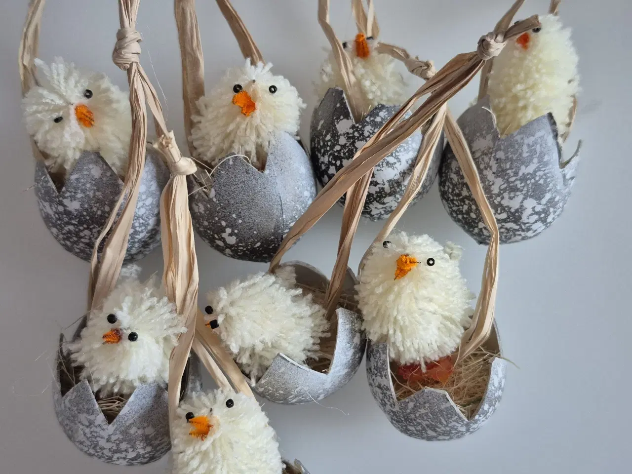 Billede 1 - 8 stk. dekorative påskekyllinger i æggeskaller