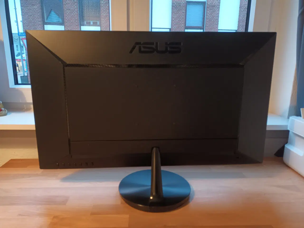 Billede 2 - ASUS VN289H 28" monitor med indbyggede højttalere