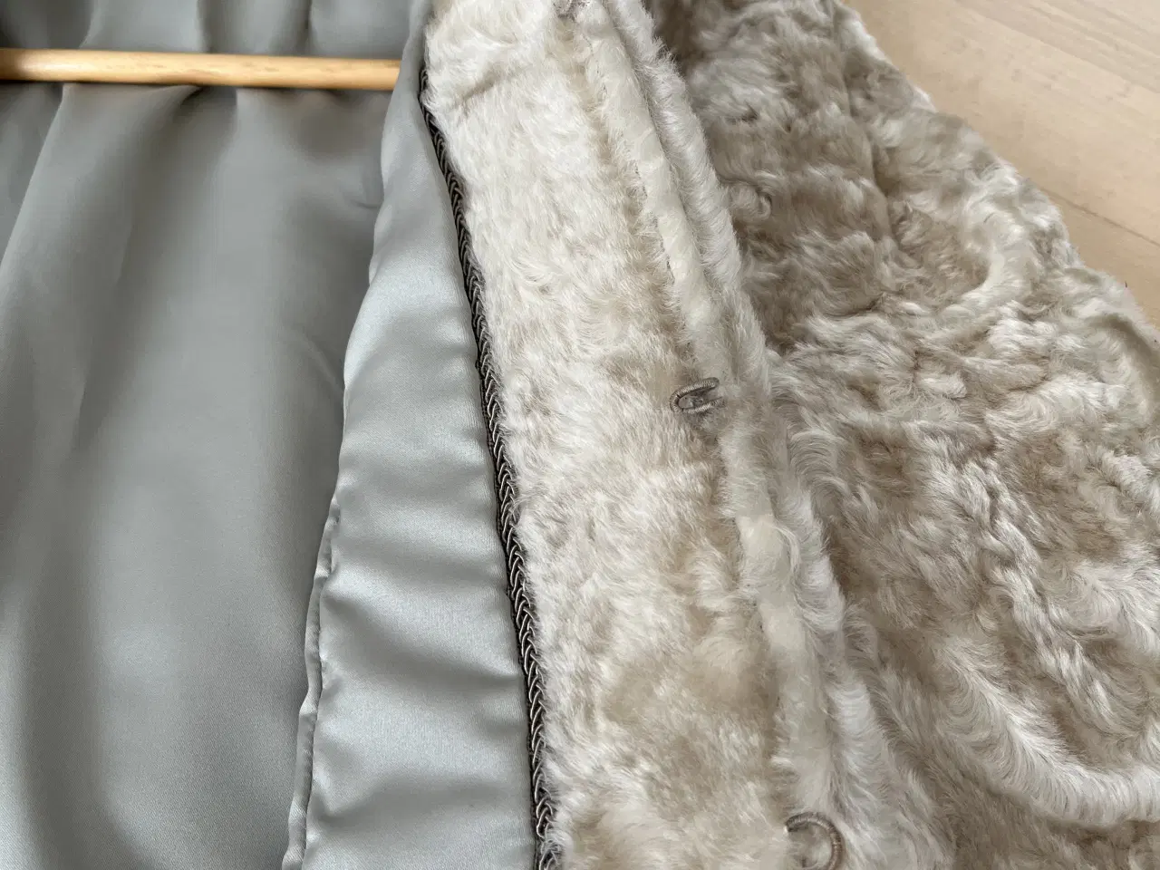 Billede 2 - Pelsjakke 