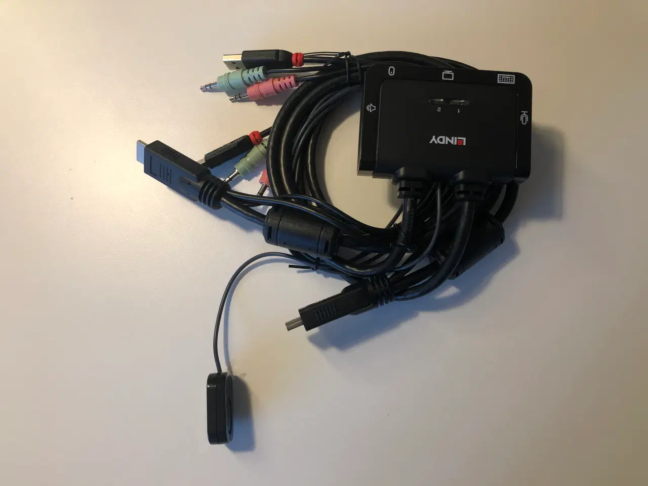 Billede 1 - KVM switch 2 porte (HDMI) fra Lindy