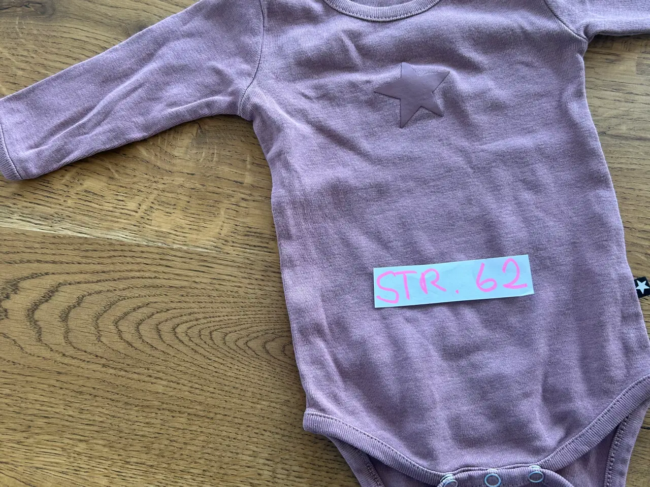 Billede 6 - Babytøj til pige str. 62