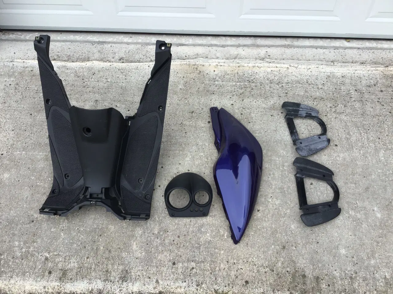Billede 1 - Yamaha Aerox nye dele, et lot