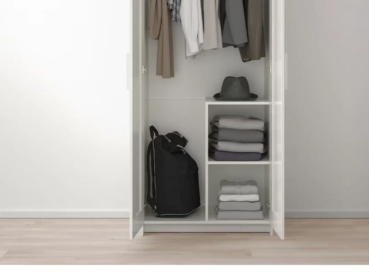 Billede 2 - Garderobe skab