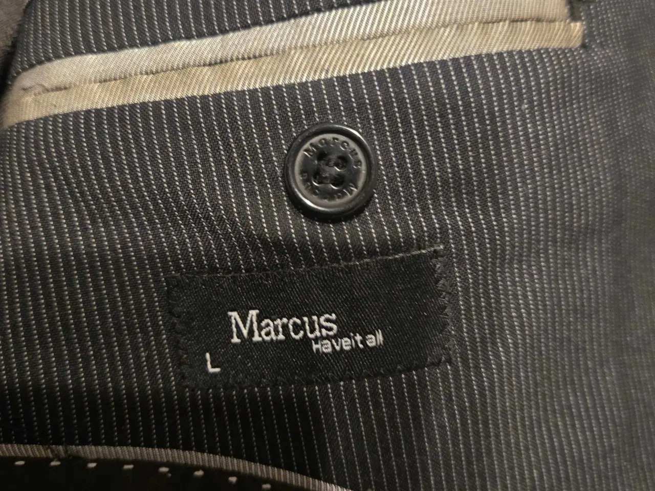 Billede 2 - Blazerjakke fra Marcus i størrelse L i sort