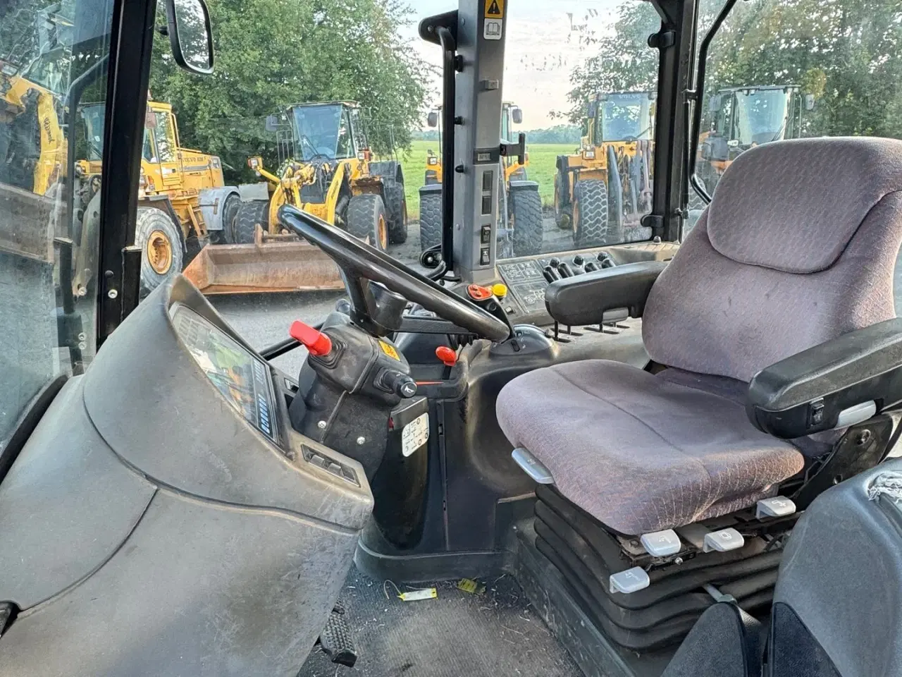 Billede 15 - New Holland TM165 KUN 4000 TIMER OG NYE DÆK!