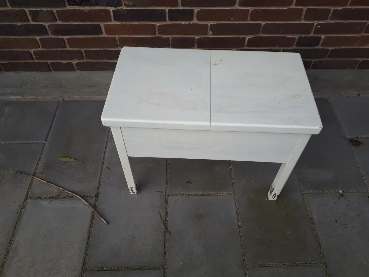 Billede 3 - Opbevaringsmøbel sybord