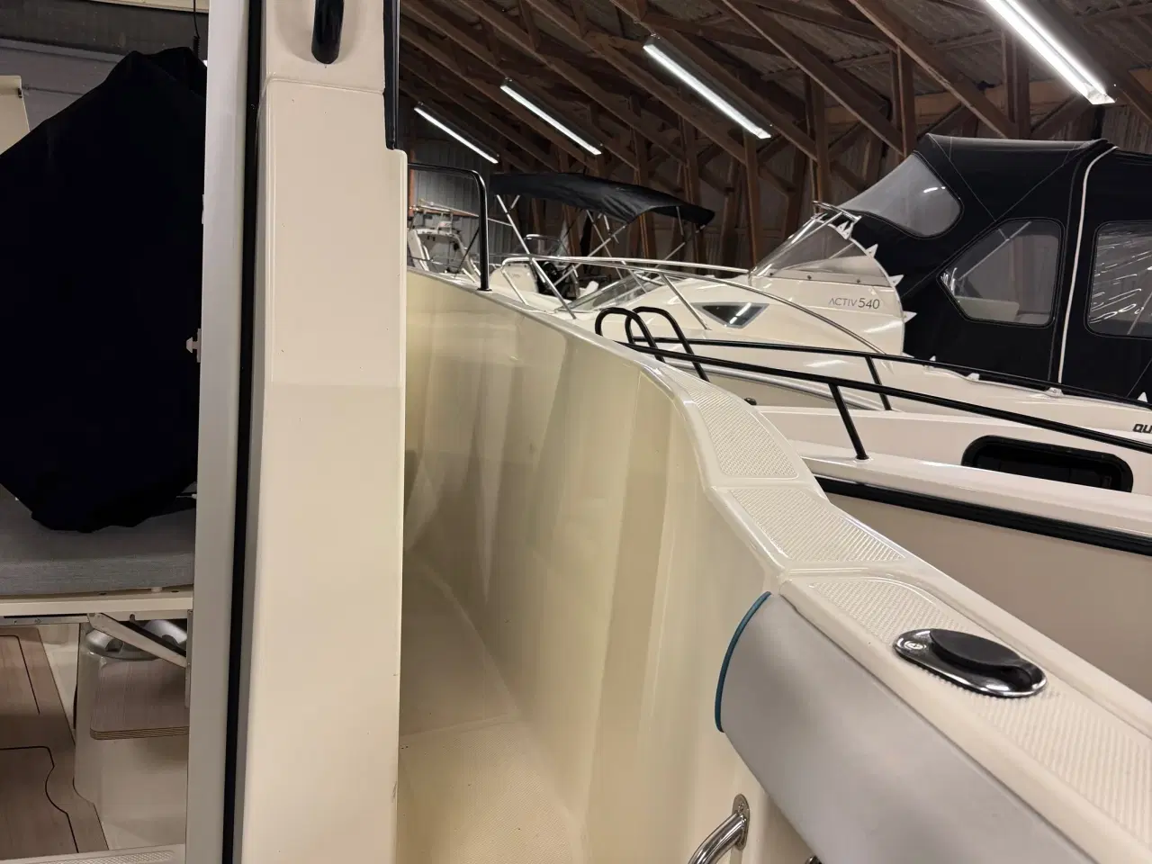 Billede 34 - Captur 705 Pilothouse med 225 hk Mercury-EFI DS 3,4L V6 XL - alt i udstyr.