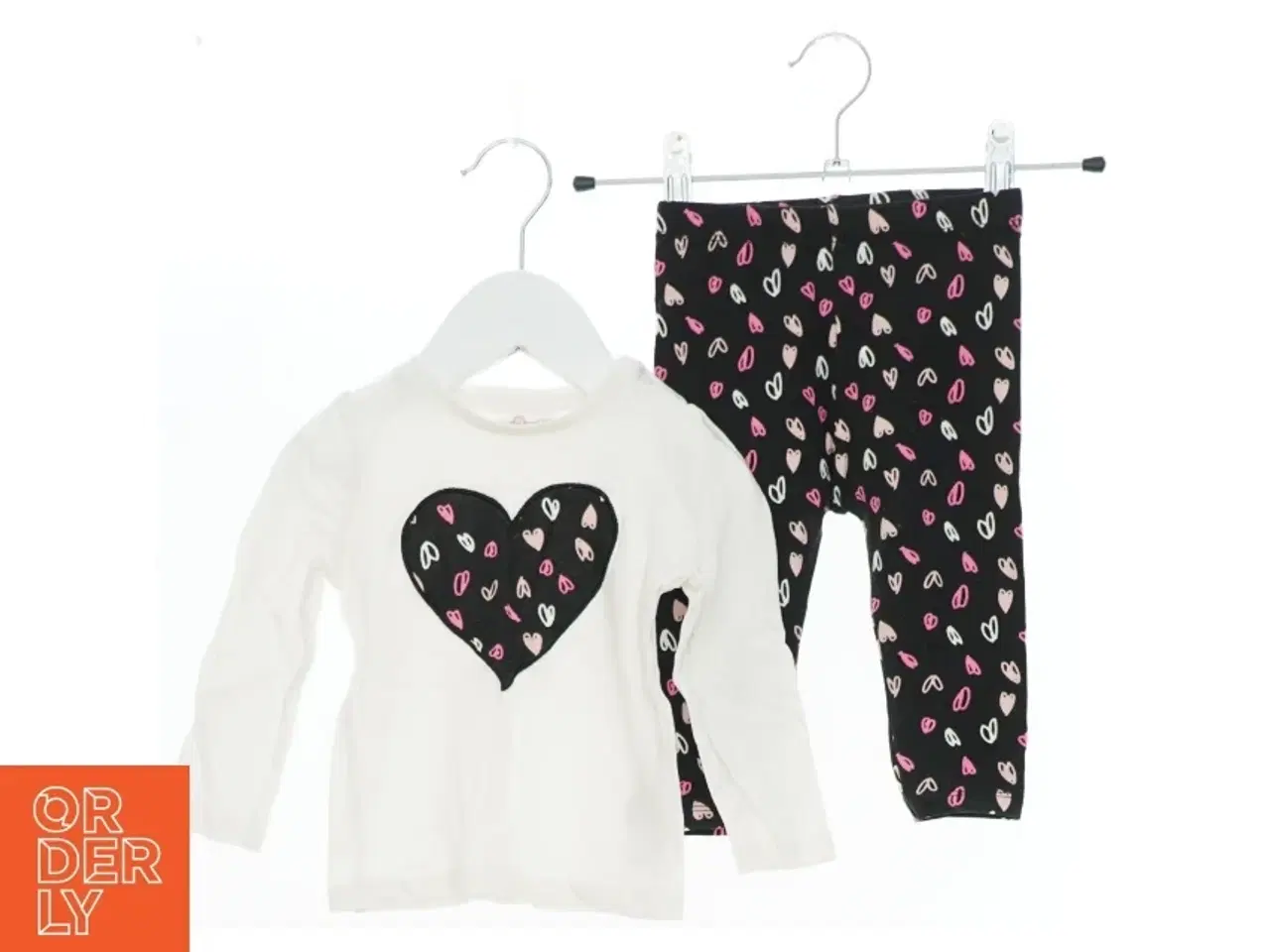 Billede 1 - Sæt med hjerteprint fra So Cute (str. 74)
