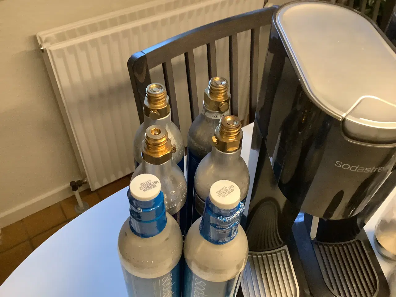 Billede 2 - 2 stk Sodastream maskine
