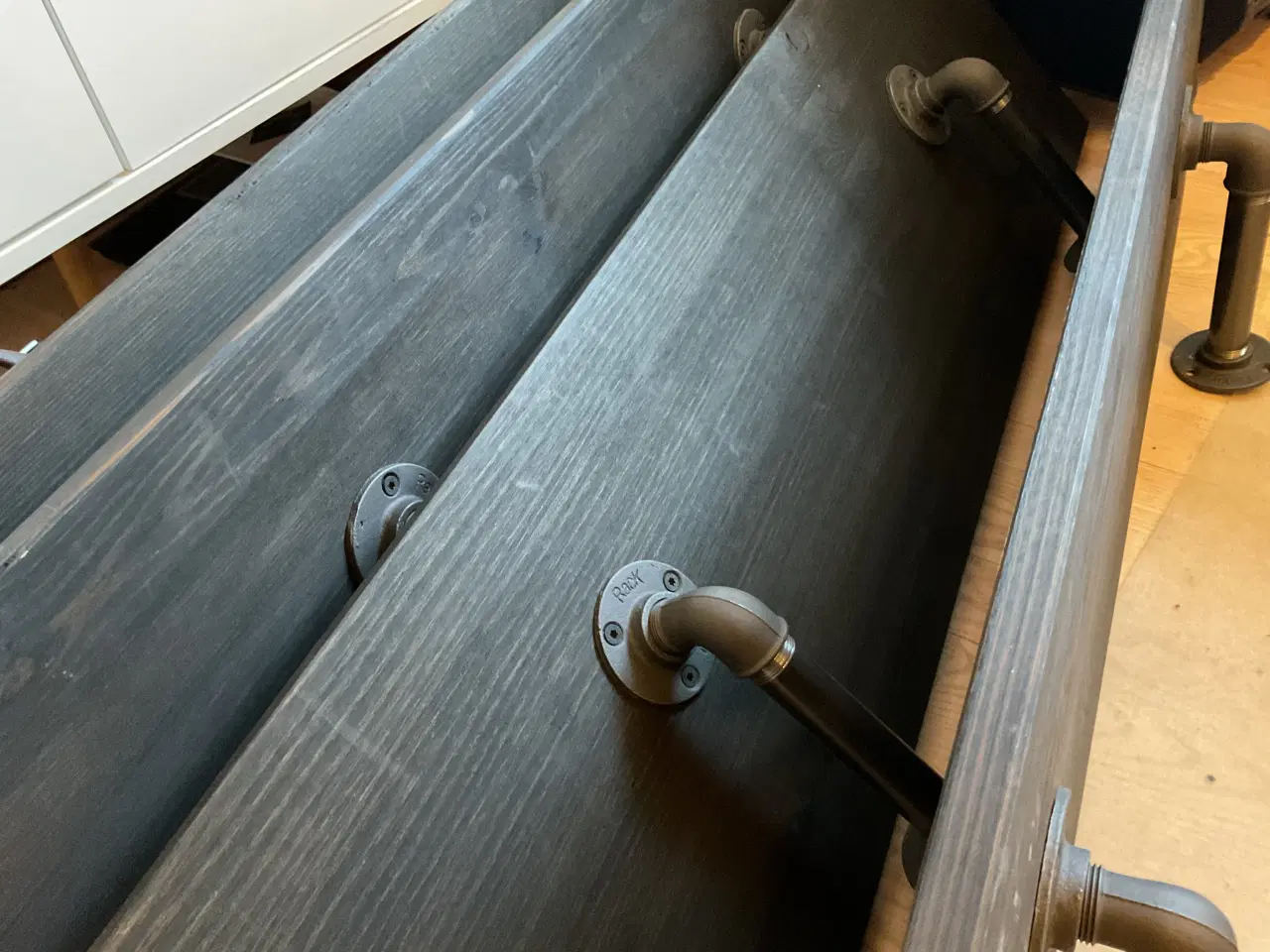 Billede 4 - SKAL VÆK: Super flotte hylder fra RackBuddy 