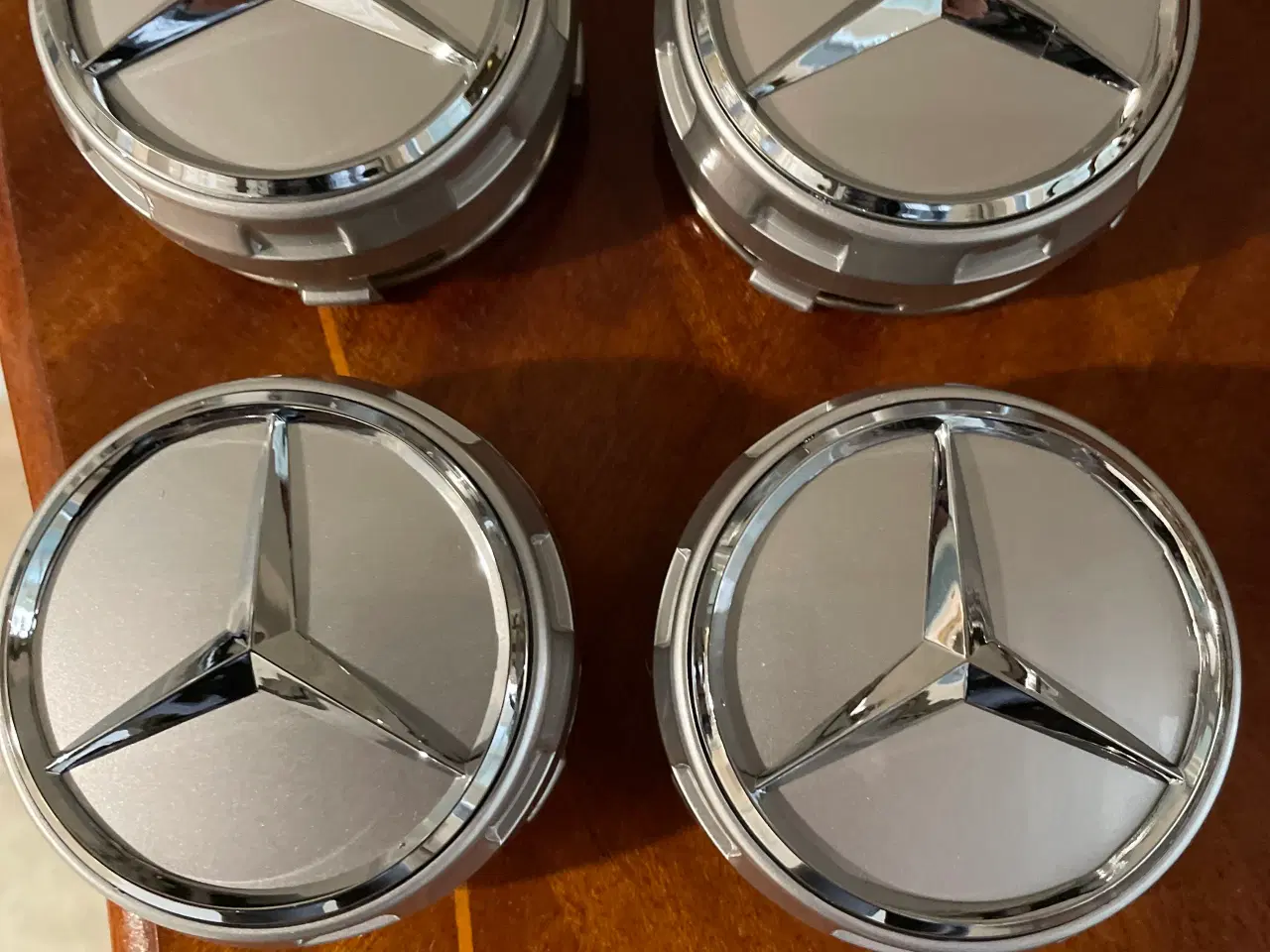 Billede 4 - Centerkapsel speciel model til Mercedes 75mm