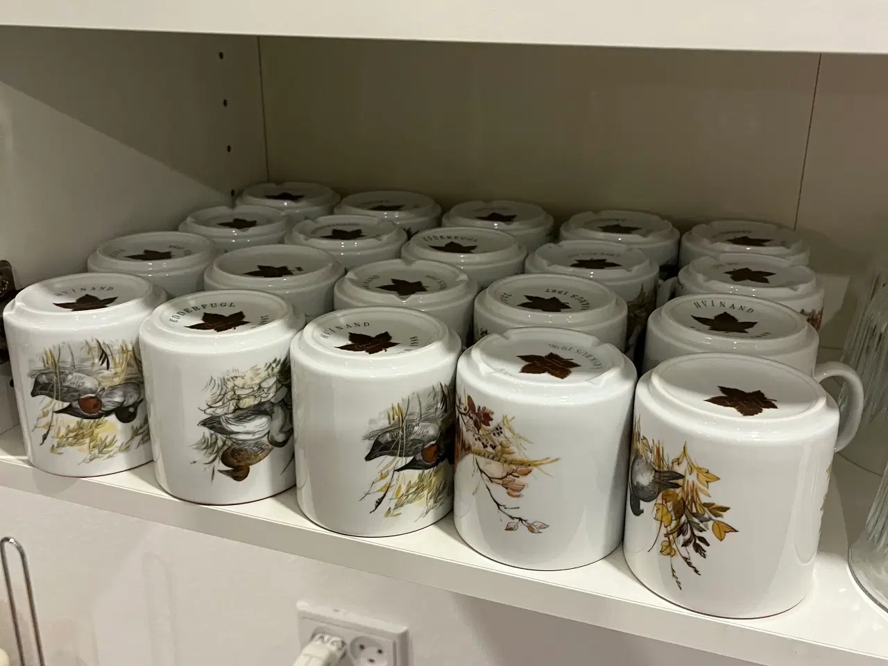 Billede 4 - Masser af Mads Stage stel til mange personer