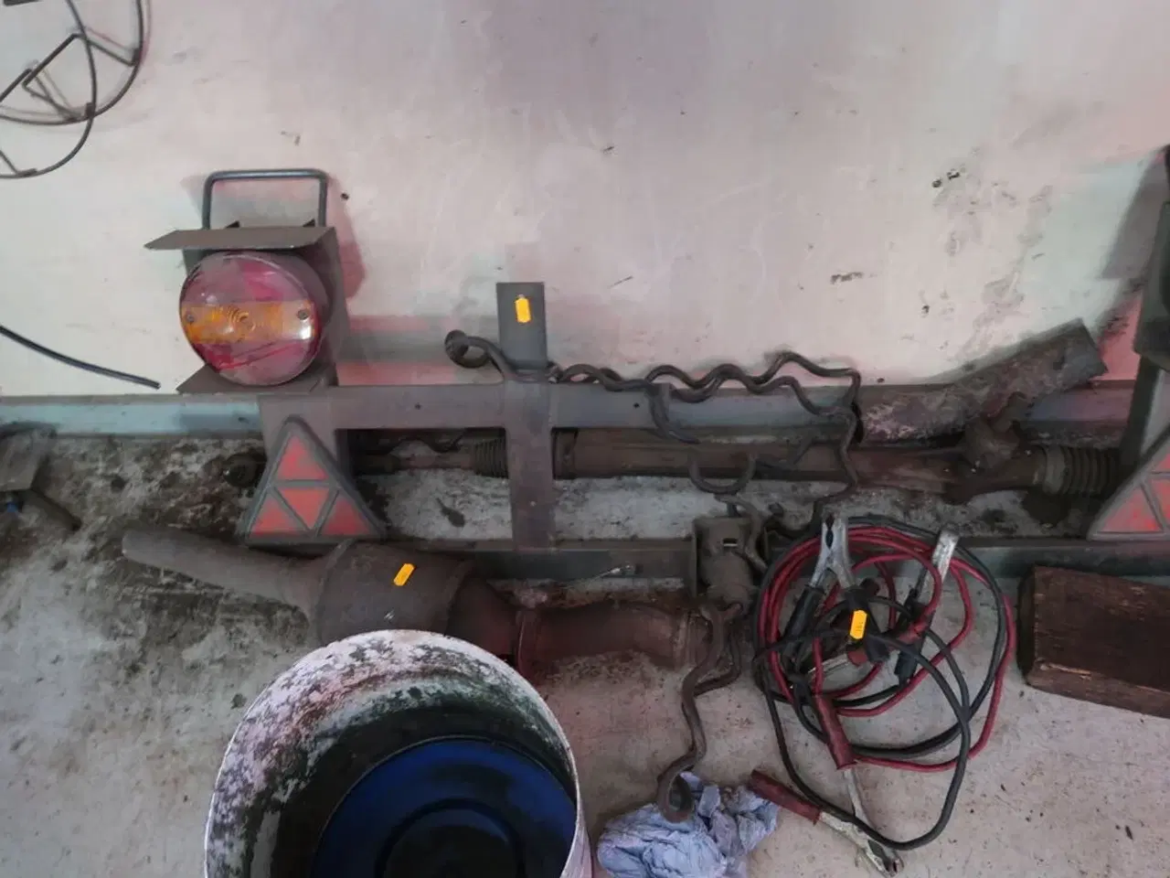 Billede 2 - Lygtebum samt startkabler