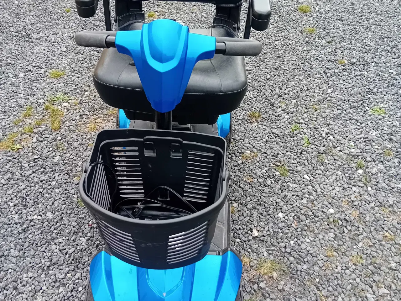 Billede 2 - Lille rejse scooter- som den er 1500.-