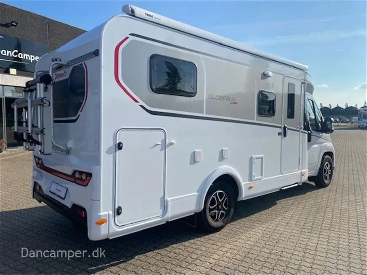 Billede 2 - 2025 - Dethleffs Globebus Camp T4   Flot slim line med 8-trins automatgear, 140 Hk, populær og meget rummelig trods sin længde på kun 6,63 m og 2,20 m i bredden