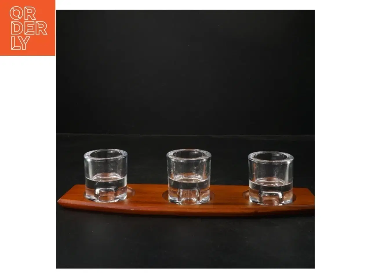 Billede 1 - Teak lysestage med glasindsatser (str. 35 cm)