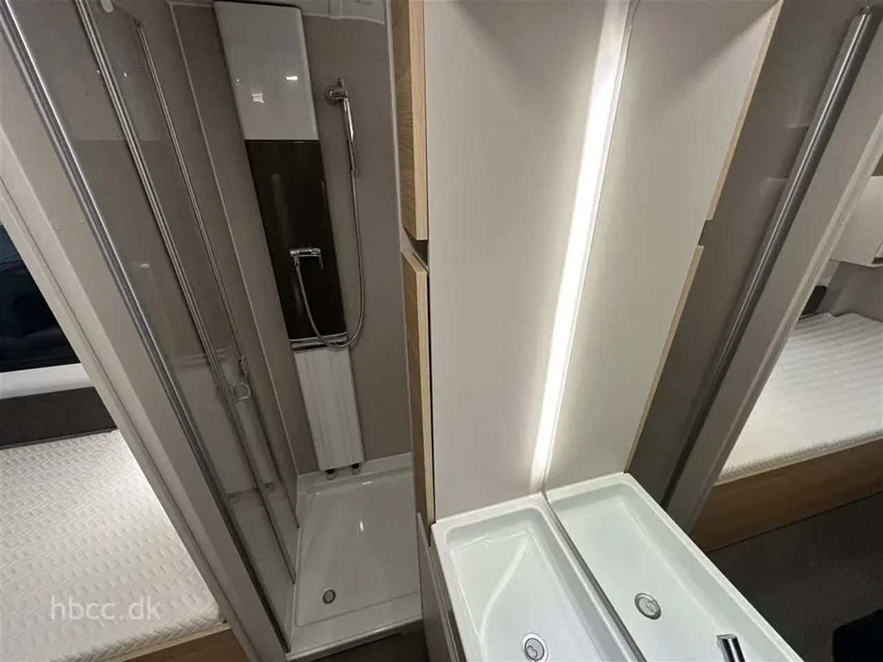 Billede 7 - 2024 - Adria Adora 572 UT Selected Edition   Adria Adora 572 UT Selected Edition (2024) – SPAR 10.000KR