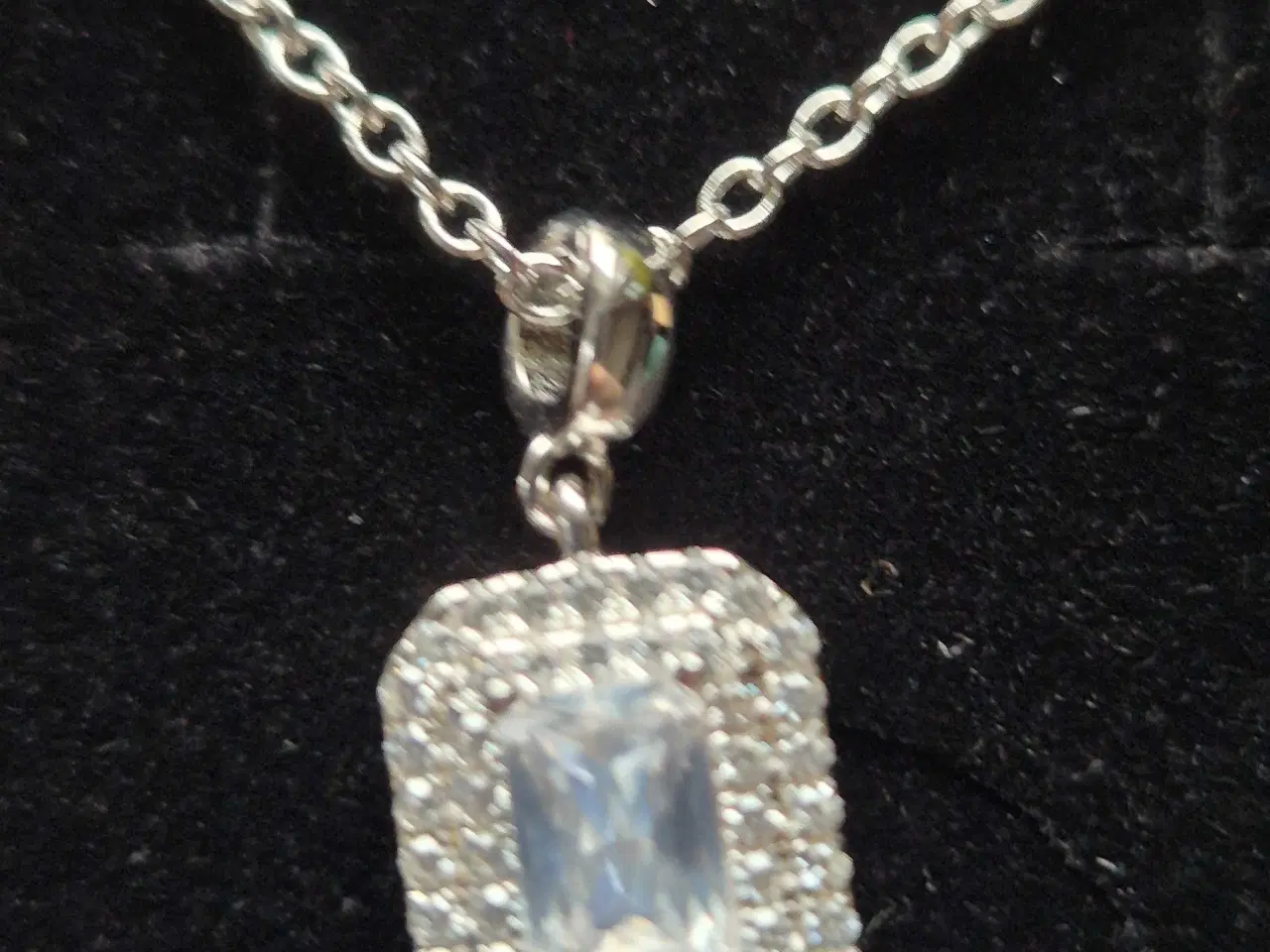 Billede 5 - Ny smuk sølvhalskæde med vedhæng med zirkoner