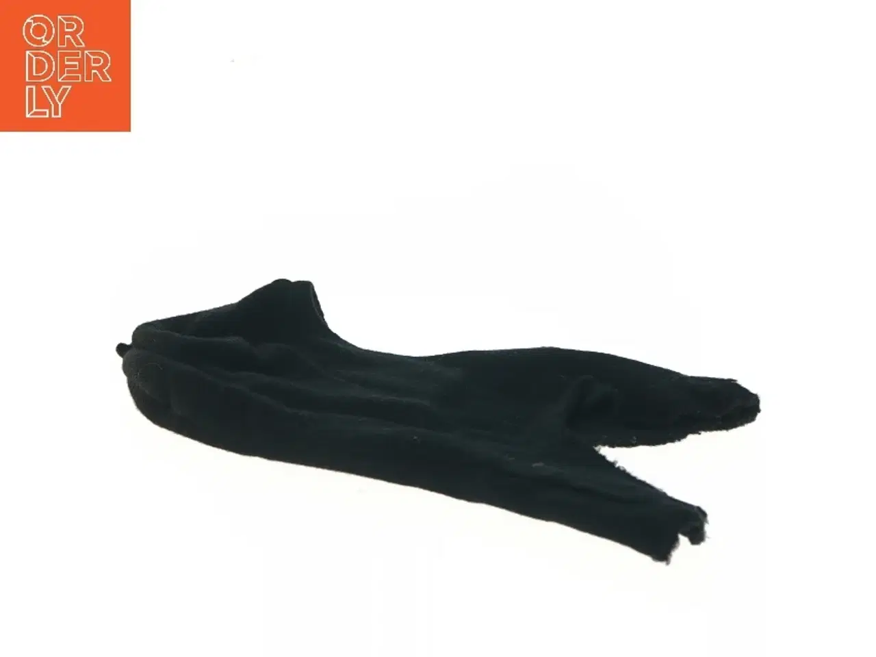 Billede 3 - Sort elefanthue fra Reima (str. 19x33 cm)